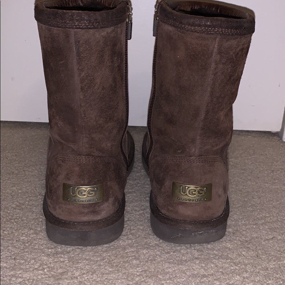 Classic Ugg Boot Short - image 5